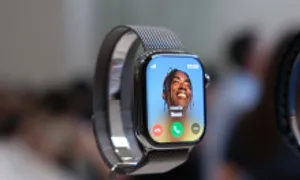 Apple Watch Series 10 và Watch Ultra 2 màu đen có gì mới?