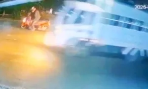 Cảnh sát trích xuất camera, truy tìm xe 'tập lái' cán chết người